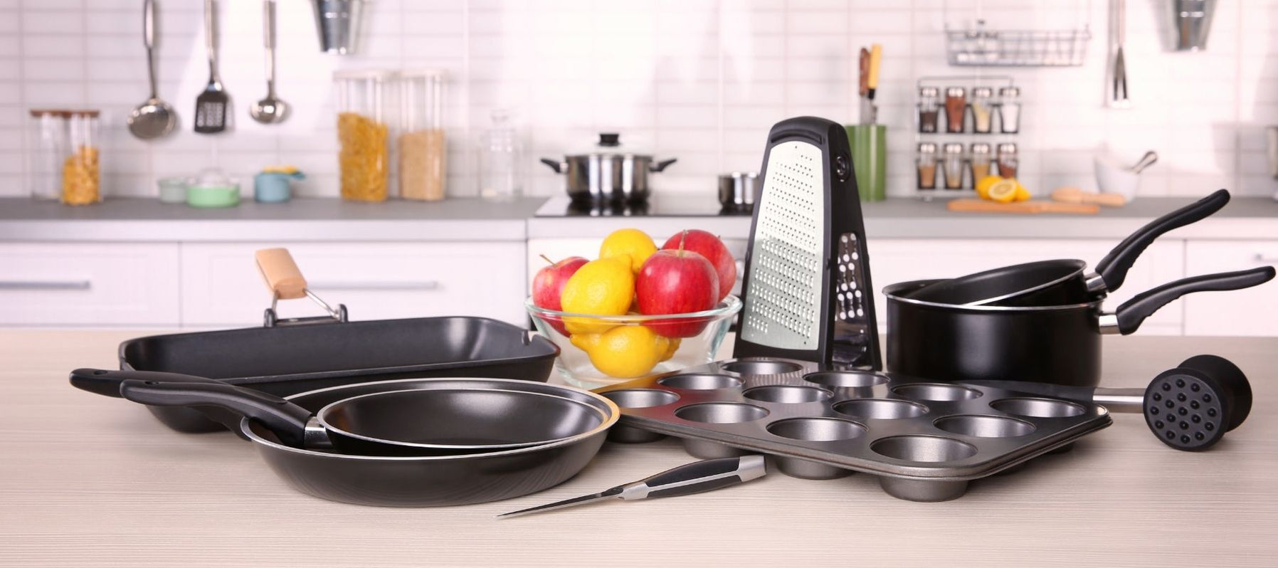 Kitchenwere KITCHENWARE — Ronis