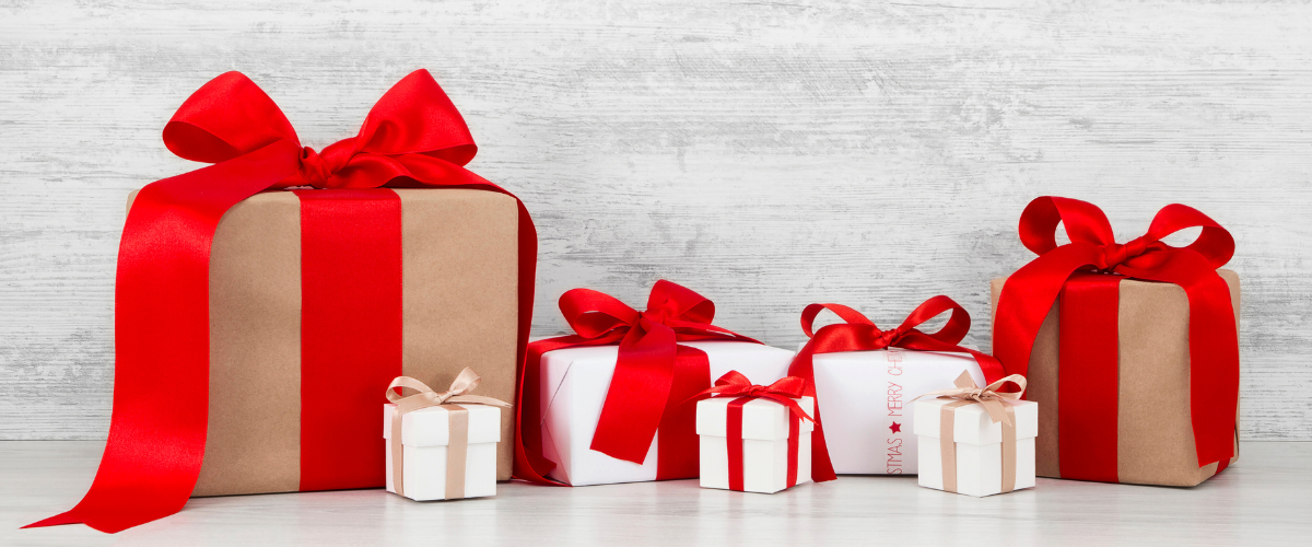 Christmas Gift Boxes – assorted festive gift boxes in red, gold, kraft and printed designs for holiday presents and hampers