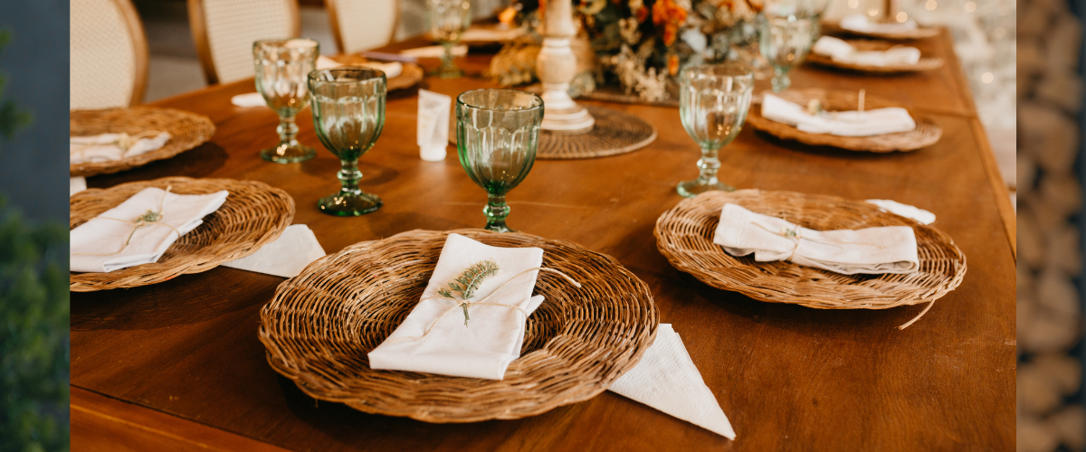 Christmas Table Napkins and Napkin Rings