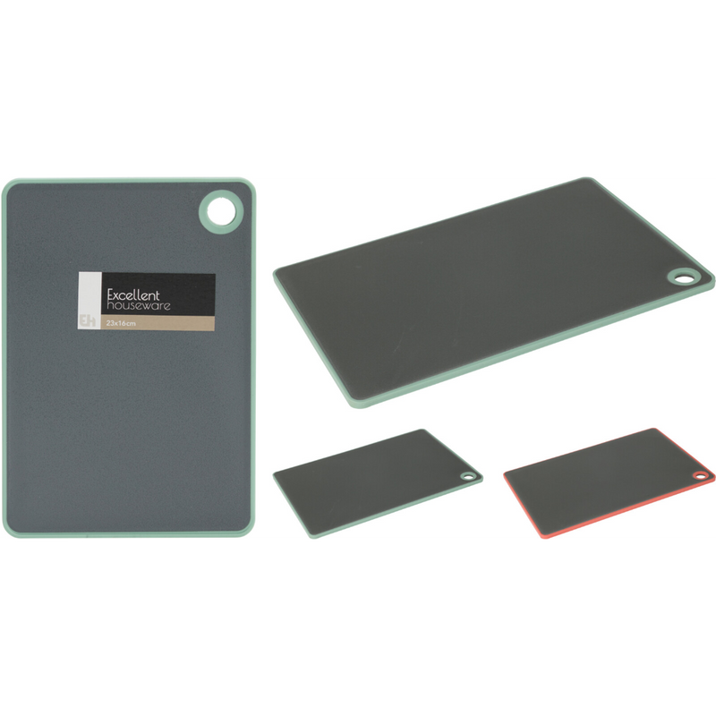 black cutting board measuring 23 x 16cm