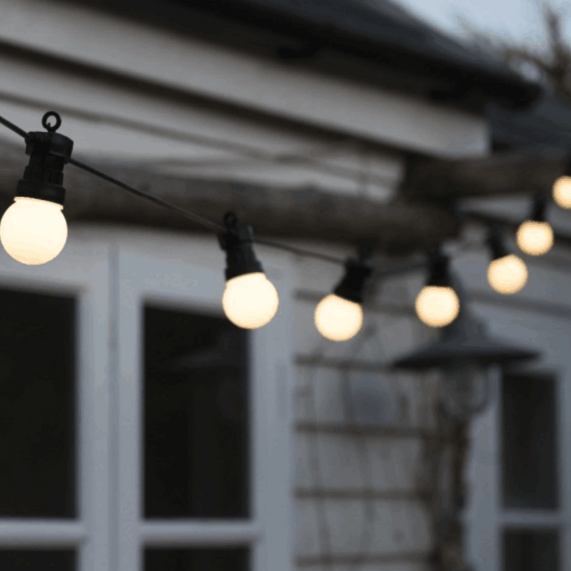 20 LED Globes Festoon Light Black Cable Opal 15m – outdoor festoon string lights with opal globes for garden, party, and event lighting