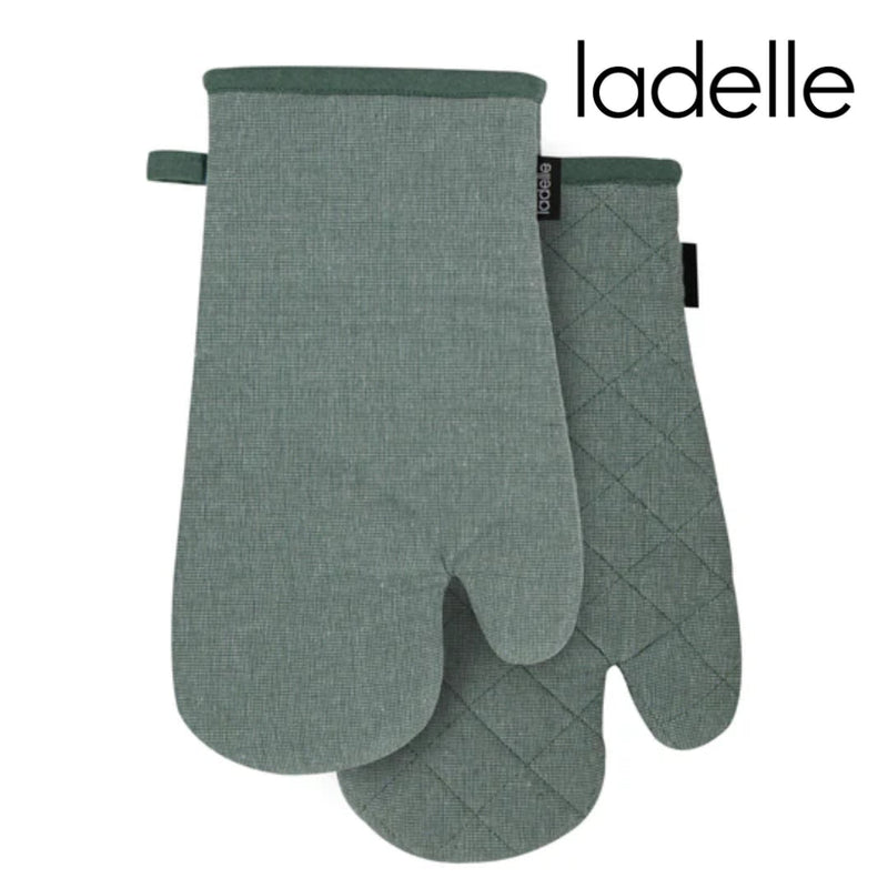 Set of two oven mitts with green leaf print recycled material