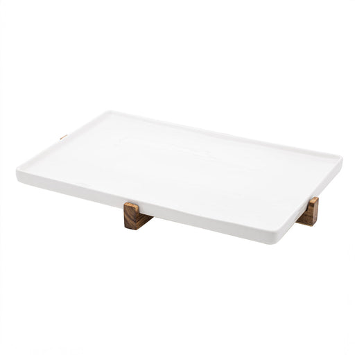 Sheet pan with protective trivet for serving