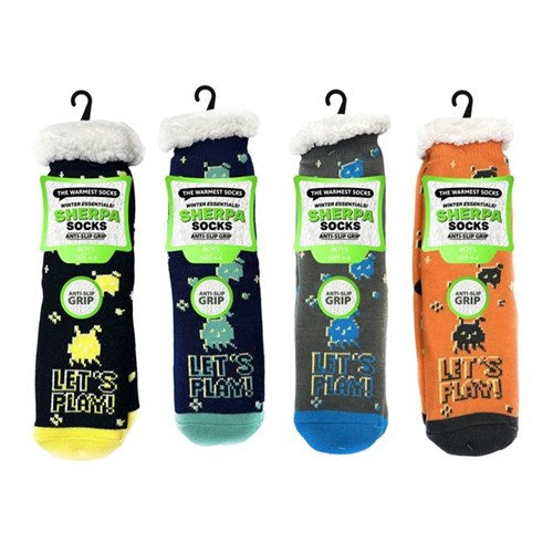 Soft winter lounge socks for boys with sherpa feel, gamer design