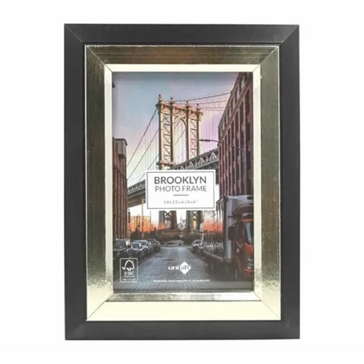 Brooklyn Frame 10x15cm gold photo frame for 4x6 pictures, prints and home décor