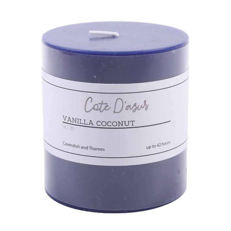Vanilla coconut scented pillar candle 7x7.5cm