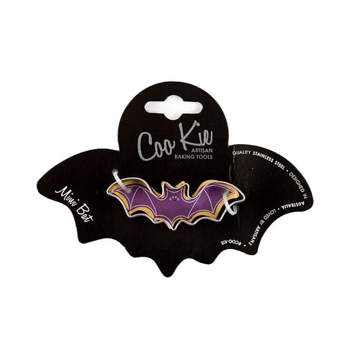 Small bat shaped cookie cutter