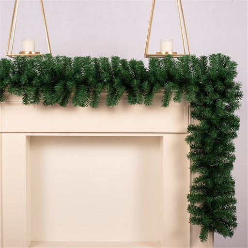 200cm green Christmas garland with 220 tips, perfect for holiday decorating