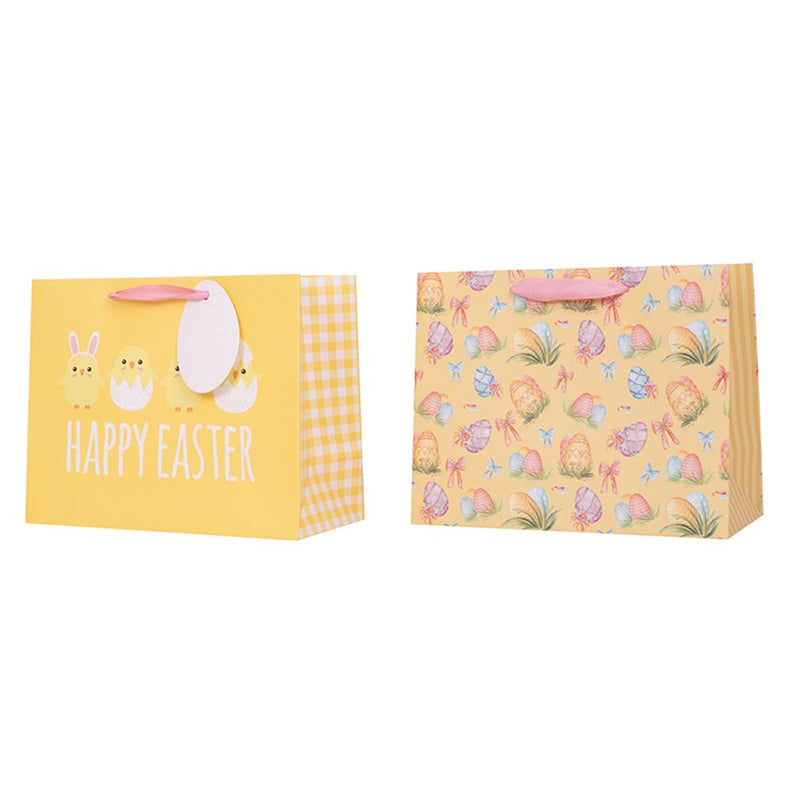 Small yellow Easter gift bags with chicks