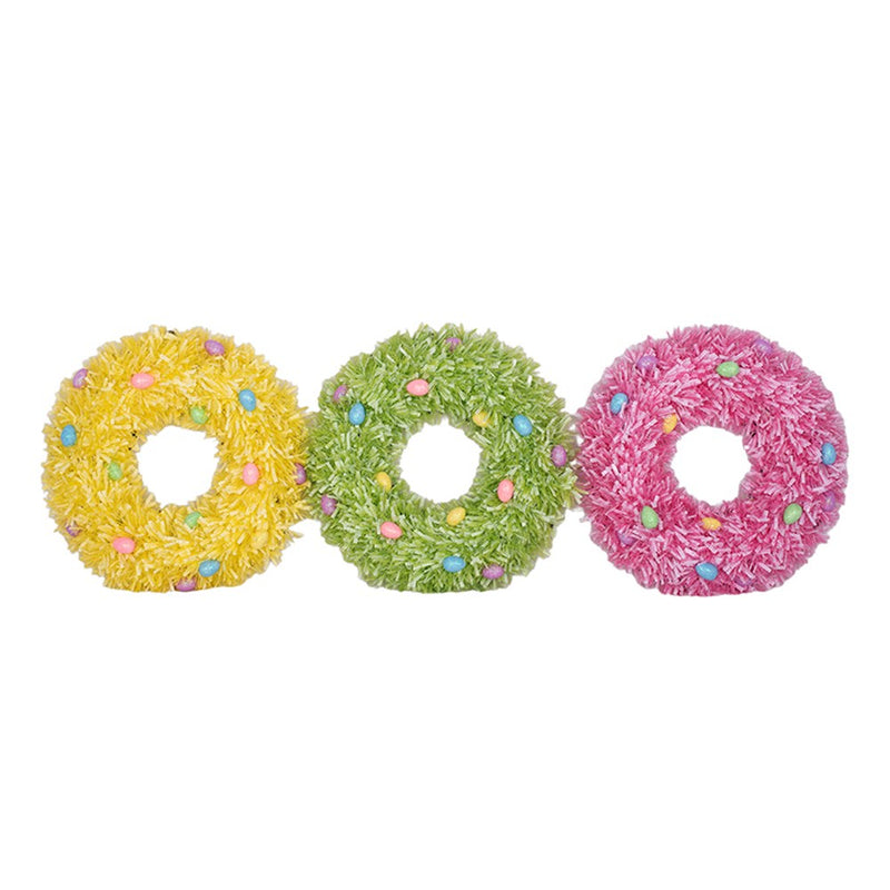 Tinsel wreath in pastel colors