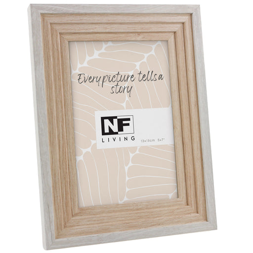 White photo frame for 5x7 inch picture