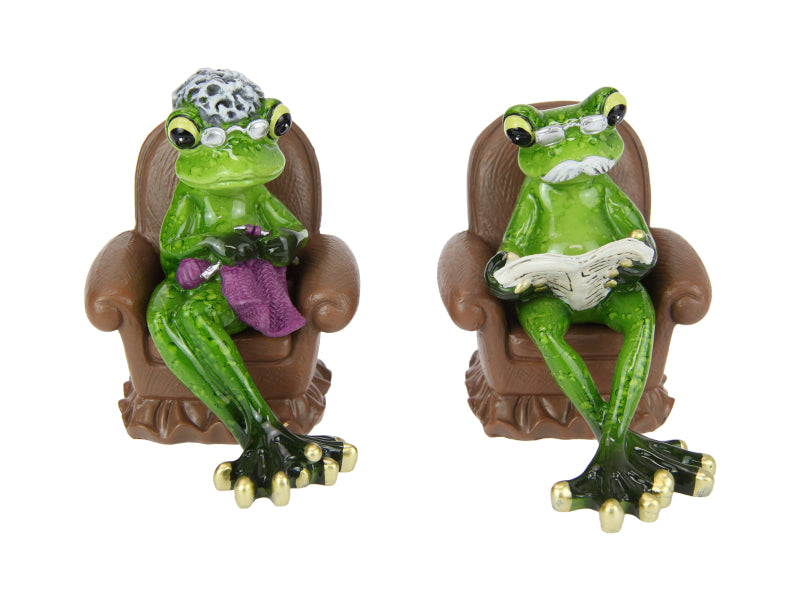 Golden Old Frog on Sofa 2 Assorted 10cm