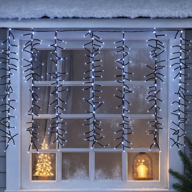 White icicle lights with waterfall effect 1092 LED