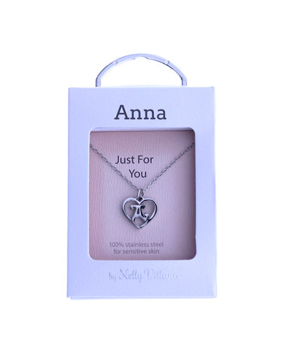 Anna pendant necklace, dainty and luminous