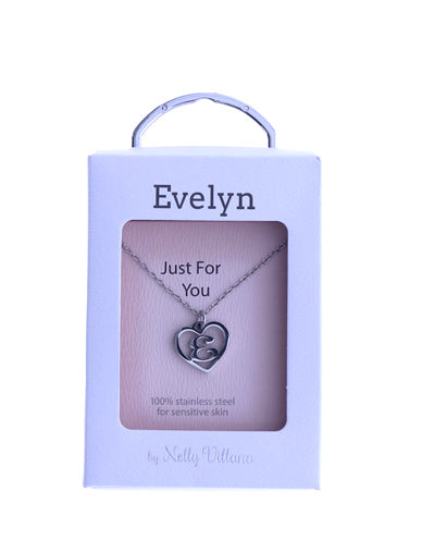 Evelyn pendant necklace with luminous polished look