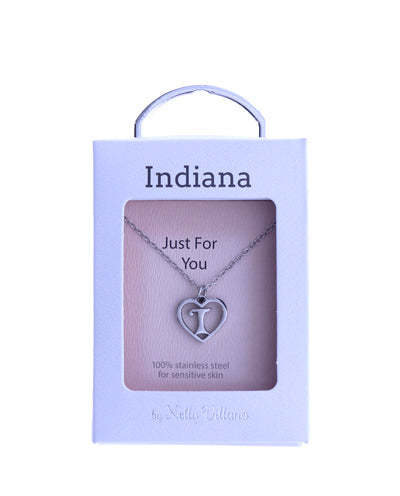 Indiana pendant necklace with polished modern design
