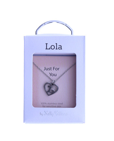 Lola pendant necklace, polished and minimal