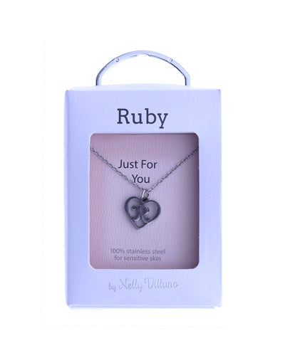 Ruby pendant necklace with luminous polished finish