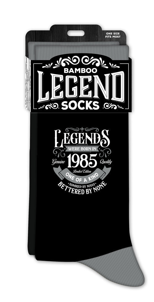 Men’s socks with 1985 year graphic, crew length