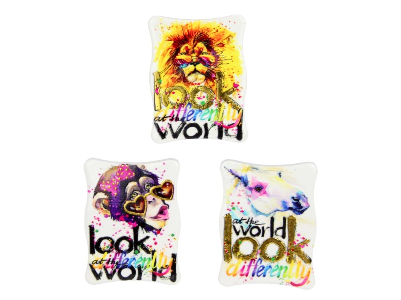 Look at World Animal Magnets 3 Assorted 6x8cm