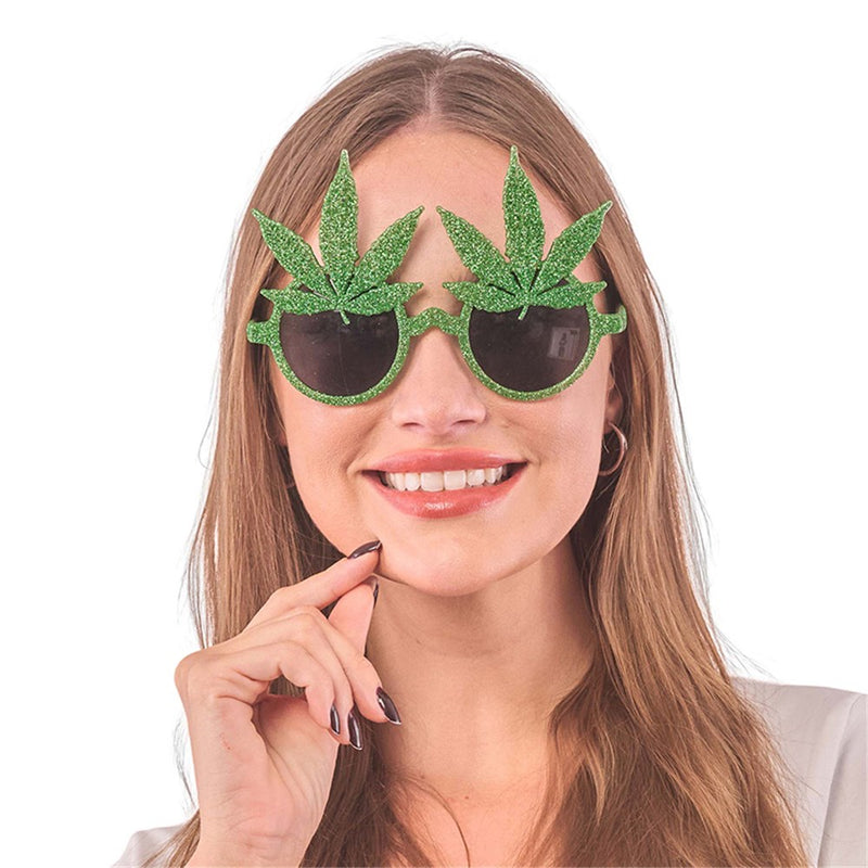 Glittered novelty leaf-shaped party glasses