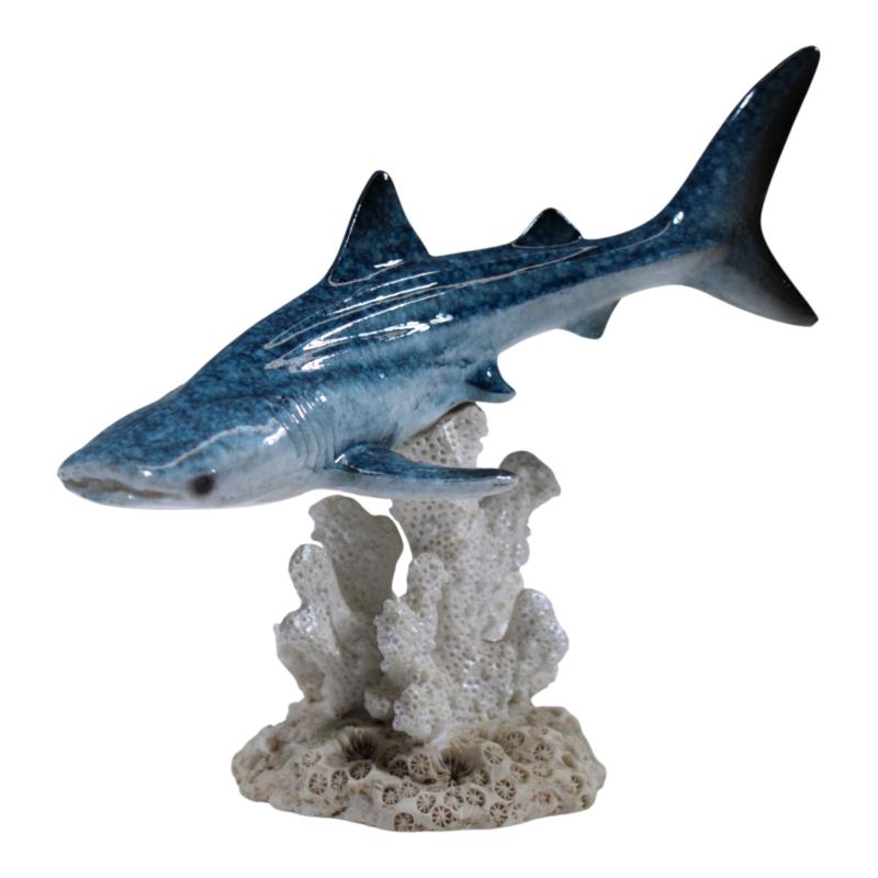 Marble blue whale shark on coral ornament 10cm