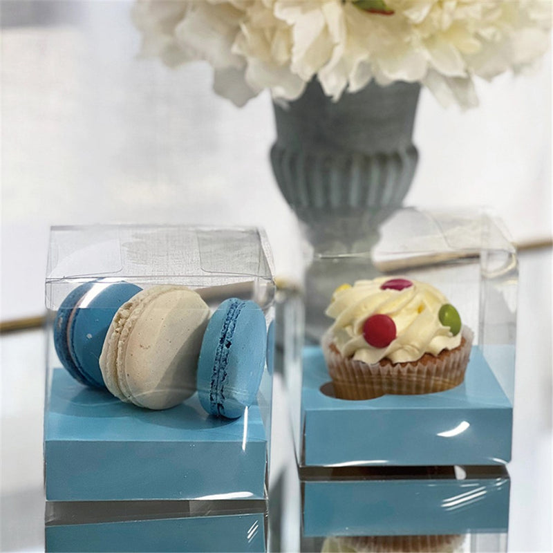 Clear cupcake boxes with blue inserts