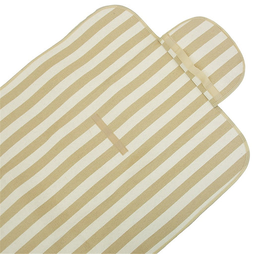 Natural beige straw beach mat