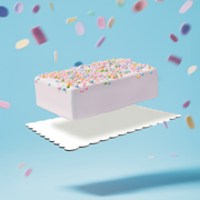 Ronis Scalloped Rectangular Cake Boards Dual Colour White & Black