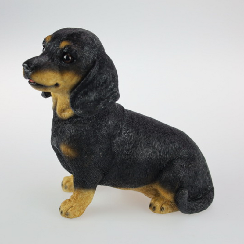 21CM SITTING SAUSAGE DOG