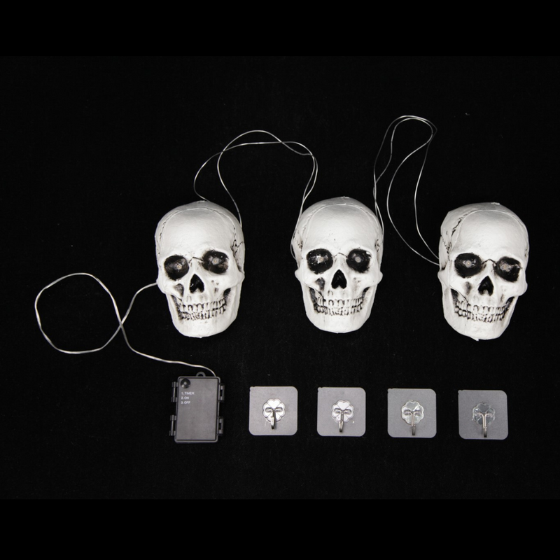 Ronis Skull Wall Hanging Decoration B/O