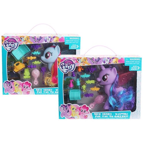 13-piece Unicorn or Pony set with wings and accessories