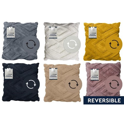 High quality throw accessory with patterned fabric on both sides