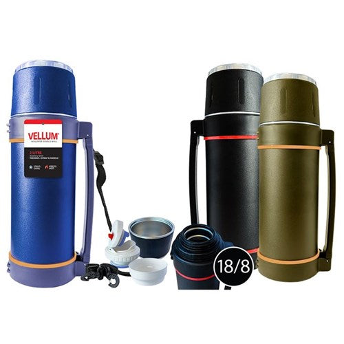 Massive ultra insulating beverage dispenser with ergonomic grip
