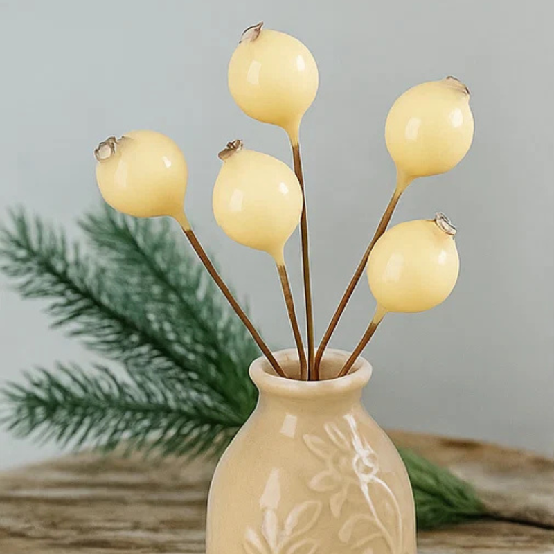 Berry Picks Ivory 6.5cm 5pk