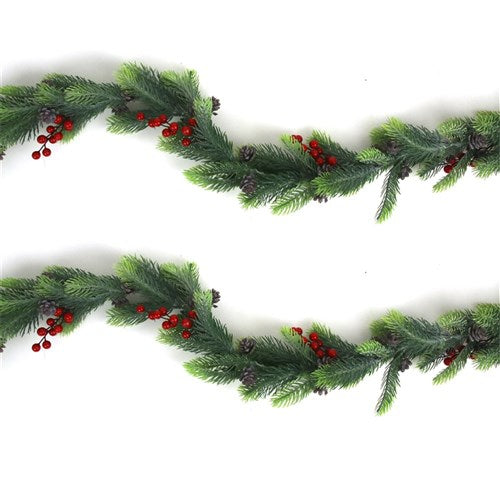 Pine Garland 160cm with Berries