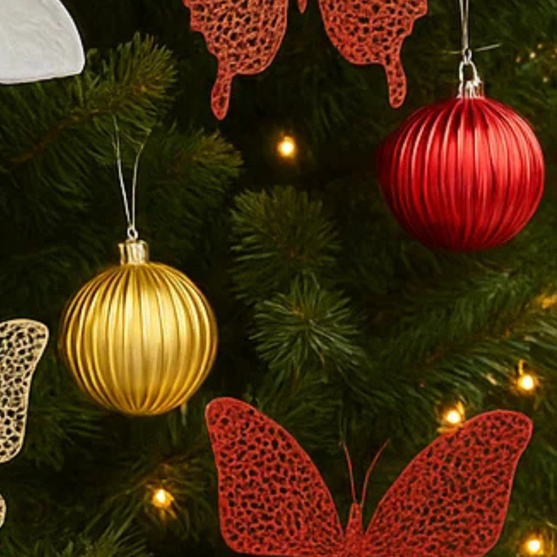 Ribbed Shiny Matte Bauble 15cm