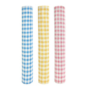 Roll of gingham check table runner – thumbnail