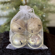 Christmas Gold Bells In Organza Bag pk4 6cm – thumbnail
