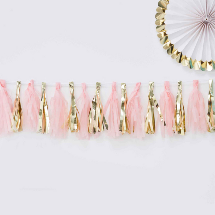 PARTY DECORS? Oh Baby! Tassel Garland (Pink & Gold)