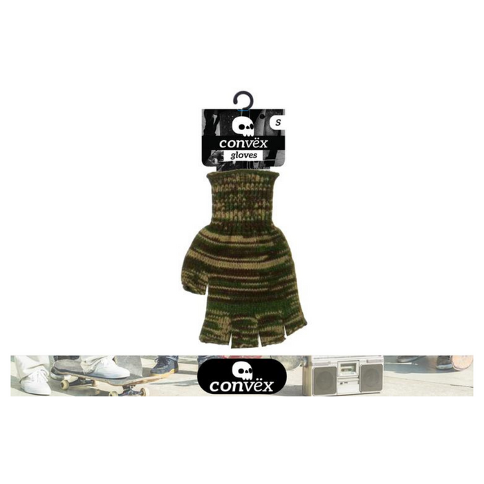 Fingerless camo gloves for outdoor use with free fingertips