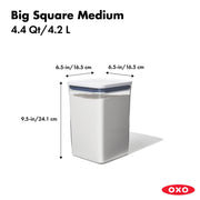 OXO POP 2.0 Big Square Medium 4.2L airtight container with white push-button lid