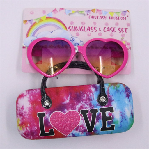 Ronis Sunglass and Case Set Love