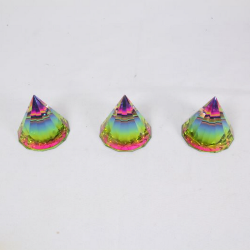 Crystal Pyramid Paperweight 6cm
