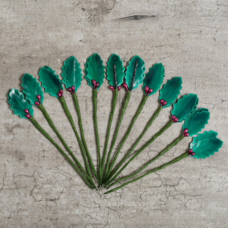 Ronis Holly Leaves With Red Berries 12pk